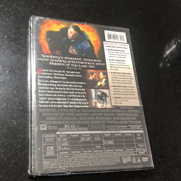 Tom Cruise in the minority report widescreen DVD new with tags - Picture 2 of 4